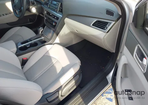 2015 Hyundai Sonata Se z USA, uszkodzony, nr VIN 5NPE24AF0FH244589